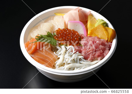 Colorful seafood bowl with salmon, shirasu, salmon roe, scallops and tuna (black background) 66825558