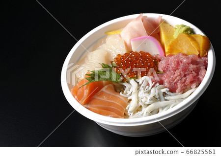 Colorful seafood bowl with salmon, shirasu, salmon roe, scallops and tuna (black background) 66825561