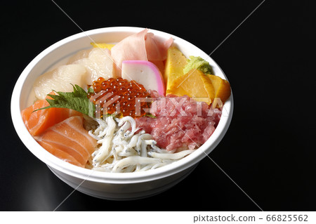 Colorful seafood bowl with salmon, shirasu, salmon roe, scallops and tuna (black background) 66825562