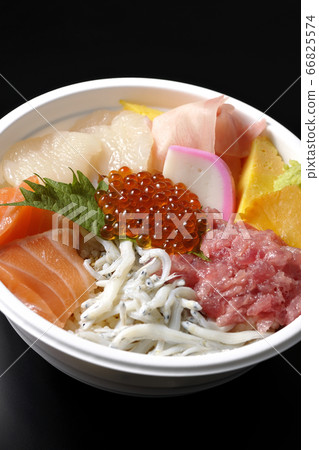 Colorful seafood bowl with salmon, shirasu, salmon roe, scallops and tuna (black background) 66825574