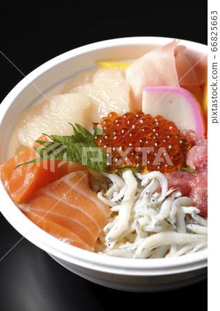 Colorful seafood bowl with salmon, shirasu, salmon roe, scallops and tuna (black background) 66825663