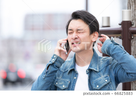 male, man, cell phone 66825883