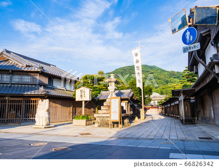 Ise thanks Yokocho morning view 66826342