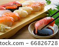 sushi  66826728