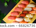 sushi  66826736