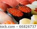 sushi  66826737