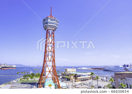 Hakata Port Tower is clean after the renovation work 66830654