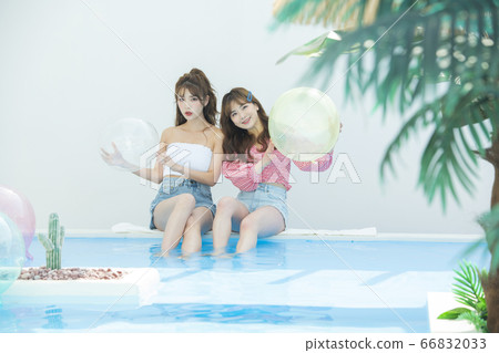 Beauty,vacation,woman 66832033