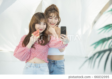 美容，度假，女人 66832095