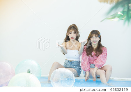 Beauty,vacation,woman Beauty,vacation,woman 66832159