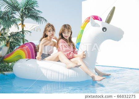Beauty,vacation,woman Beauty,vacation,woman 66832275