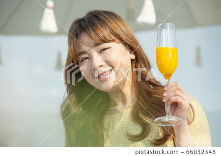 美容,度假,女人 美容,度假,女人 66832348