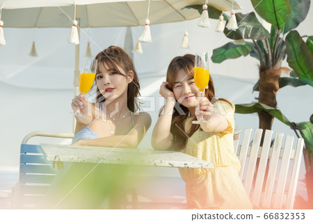 美容,度假,女人 美容,度假,女人 66832353