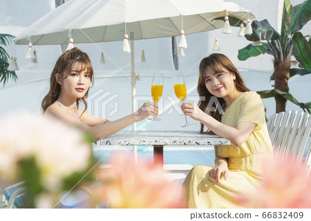 Beauty,vacation,woman Beauty,vacation,woman 66832409