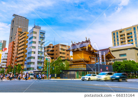Tokyo cityscape in Japan with a view of Suitengu 66833164
