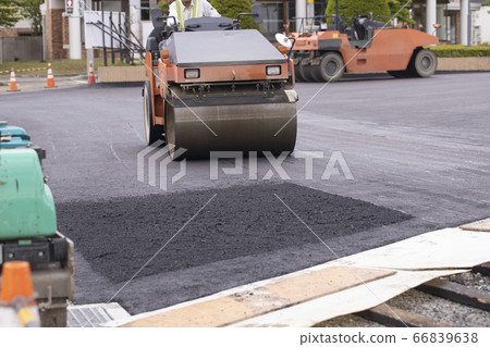 Road roller for asphalt laying construction site on the road Road roller for asphalt laying construction site on the road 66839638