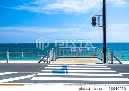 《神奈川縣》湘南海岸，夏天的海 66840950