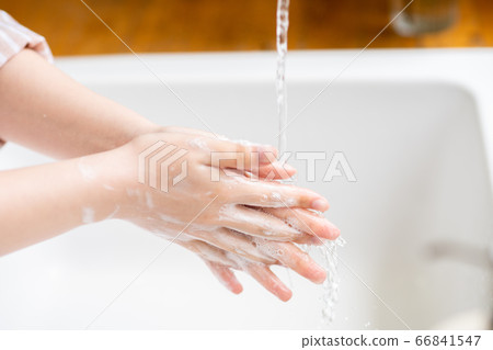 A young lady to wash A young lady to wash 66841547