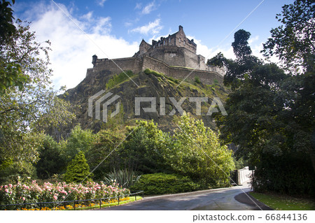 Edinburgh Castle 66844136