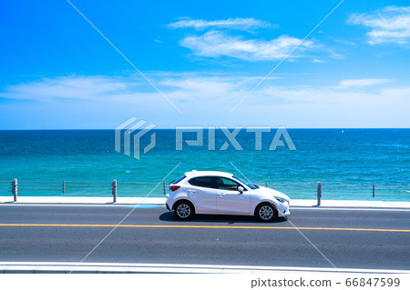 “神奈川縣”在湘南海岸沿海行駛 66847599