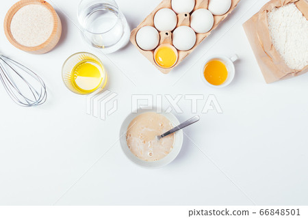 Bowl of mixed yeast with water and honey Bowl of mixed yeast with water and honey 66848501