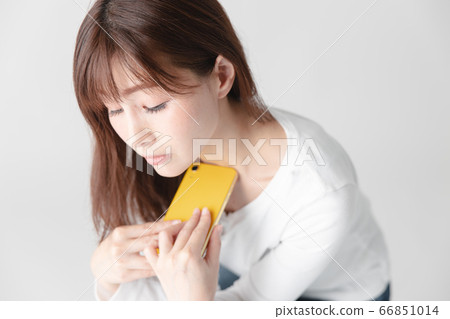 Smartphone, female, white background Smartphone, female, white background 66851014