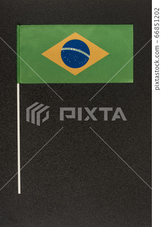 Table flag of Brazil on black background. Ordem e 66851202