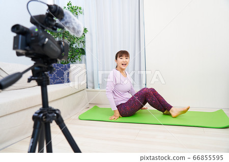 Remote Online Youtuber YouTube Vlogger Blogger Yoga Stretch Fitness Remote Online Youtuber YouTube Vlogger Blogger Yoga Stretch Fitness 66855595