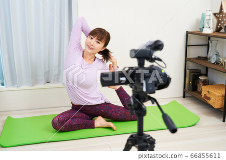 Remote Online Youtuber YouTube Vlogger Blogger Yoga Stretch Fitness Remote Online Youtuber YouTube Vlogger Blogger Yoga Stretch Fitness 66855611