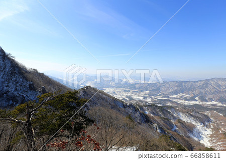 韓國慶尚南道巨昌郡釜山面南德遺產西風哈密峰 韓國慶尚南道巨昌郡釜山面南德遺產西風哈密峰 66858611