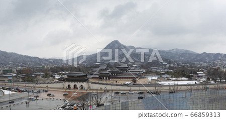 韓國首爾特別市鐘路區德壽宮景福宮冬季 韓國首爾特別市鐘路區德壽宮景福宮冬季 66859313