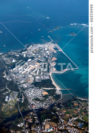 [Aerial view] Henoko Oura Bay and reclaimed land Camp Schwab vertical position in Okinawa Prefecture 66859499