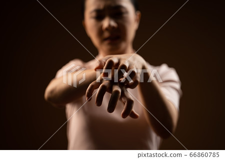 Asian woman was sick with irritate itching her Asian woman was sick with irritate itching her 66860785