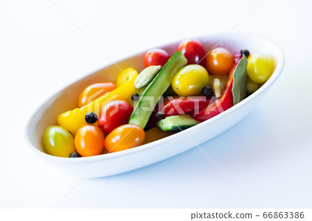 夏季蔬菜泡菜 66863386