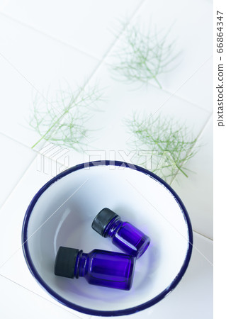 香薰精油 66864347