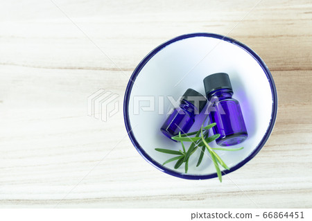 Aromatherapy essential oil Aromatherapy essential oil 66864451