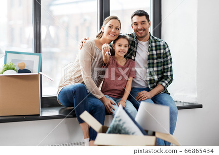 happy family with house keys moving to new home happy family with house keys moving to new home 66865434