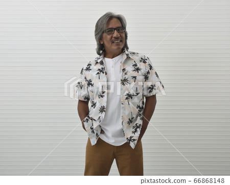 Business summer holiday concept Business summer holiday concept 66868148