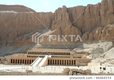 Queen Hatshepsut Funeral Hall Egypt Luxor Queen Hatshepsut Funeral Hall Egypt Luxor 66868554