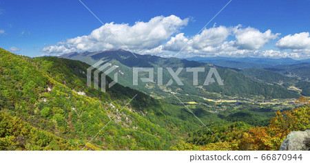 Hamyang-gun, Hamnam-gun, Gyeongnam, South Korea Hamyang-gun, Hamnam-gun, Gyeongnam, South Korea 66870944