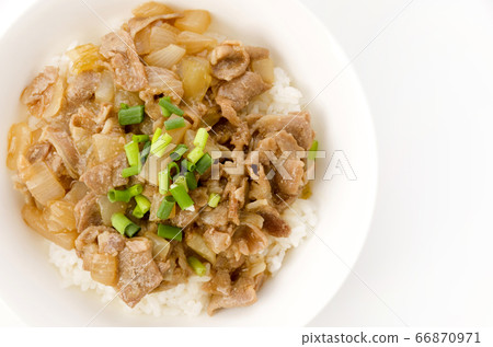 健康碗豬肉和魔芋 66870971