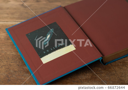 Book book book spread book Book book book spread book 66872644