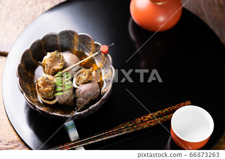 Stewed sea urchin Stewed sea urchin 66873263