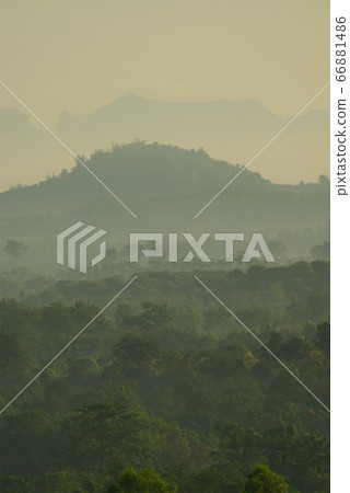Haze pollution problems exceeded standards in the countryside morning Haze pollution problems exceeded standards in the countryside morning 66881486