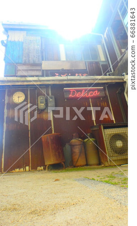 時尚的建築 66881643