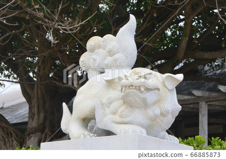 具威脅性的卡拉獅子雕像（宮崎縣宮崎市青島神社/青島） 66885873