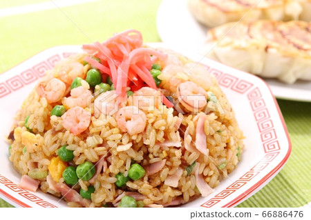 A lot of fried rice dumplings A lot of fried rice dumplings 66886476