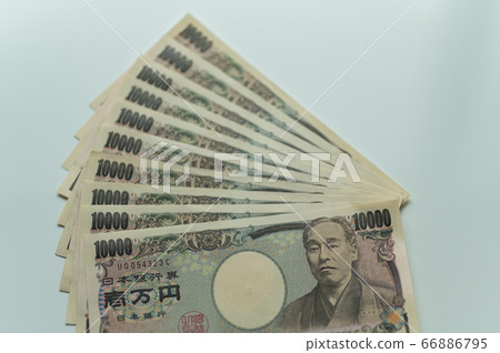 100 thousand yen 66886795