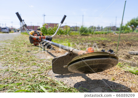 Farm work Mowing work image Mowing machine Farm work Mowing work image Mowing machine 66889209