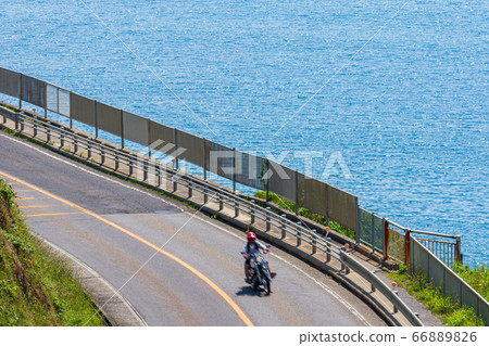 海邊公路自行車 66889826